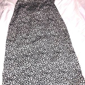 f21 black white cheetah print satin skirt